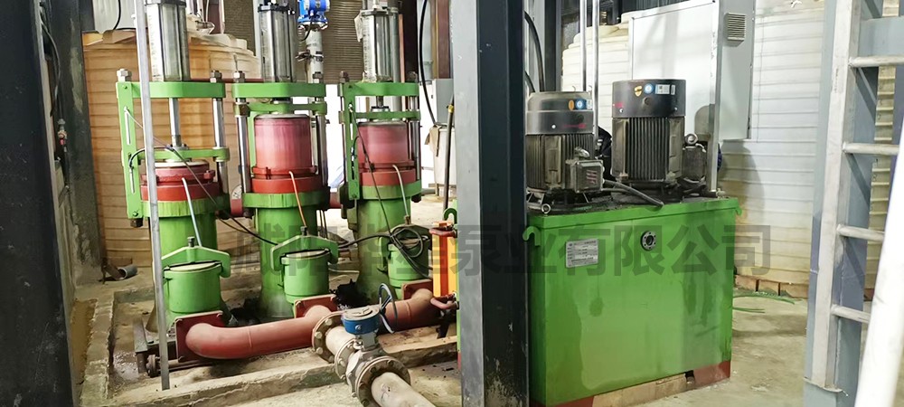 洗煤(mei)廠陶(tao)瓷柱(zhu)塞泵(beng)使用(yong)現場(chang)