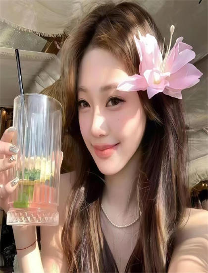 我朋友的年轻搜子2在线播放_老同学的妻子大结局免费观看_老公对他弟媳比对自己老婆好